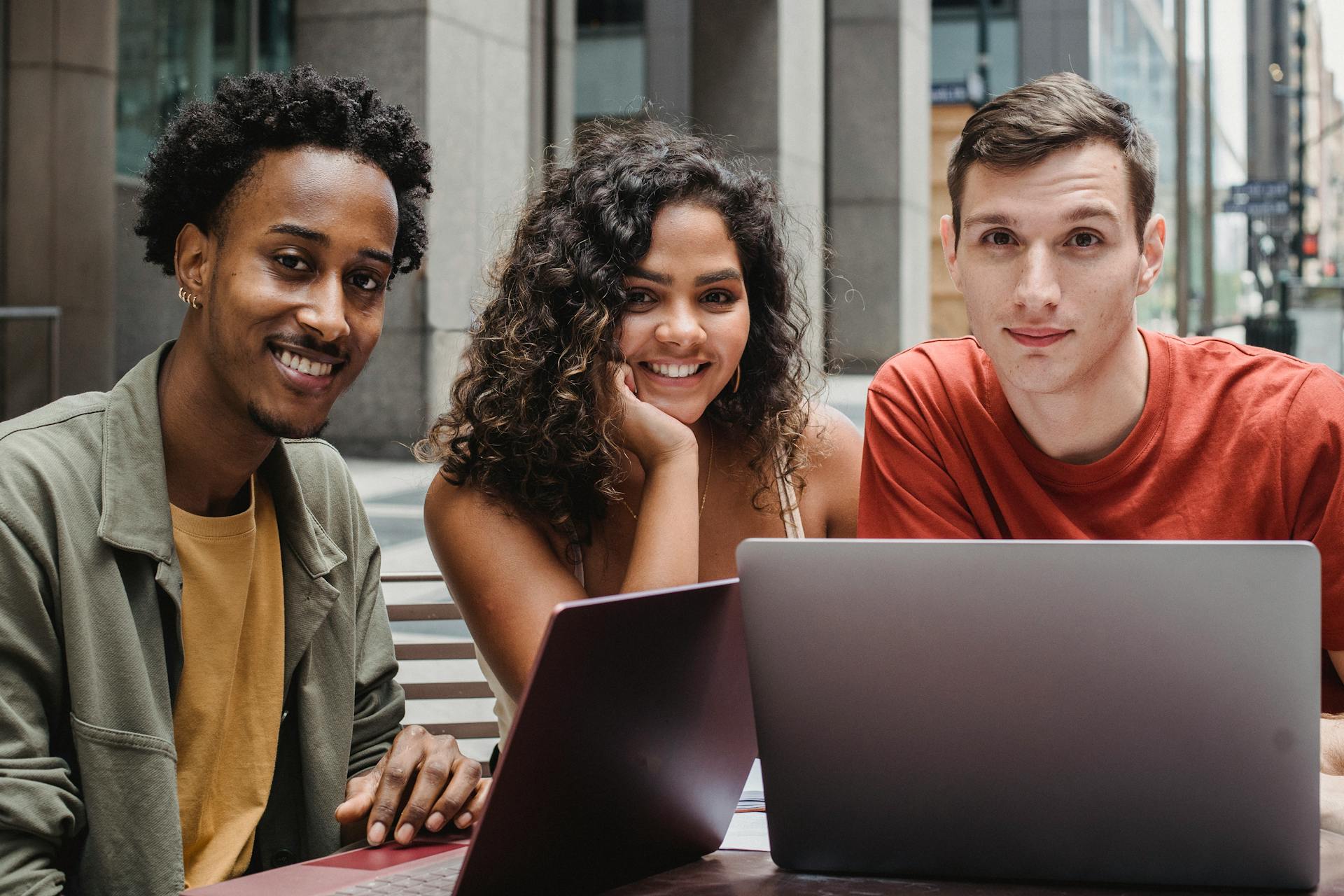 5 High-Ticket AI Skills to Master in 2026 for Young Adults